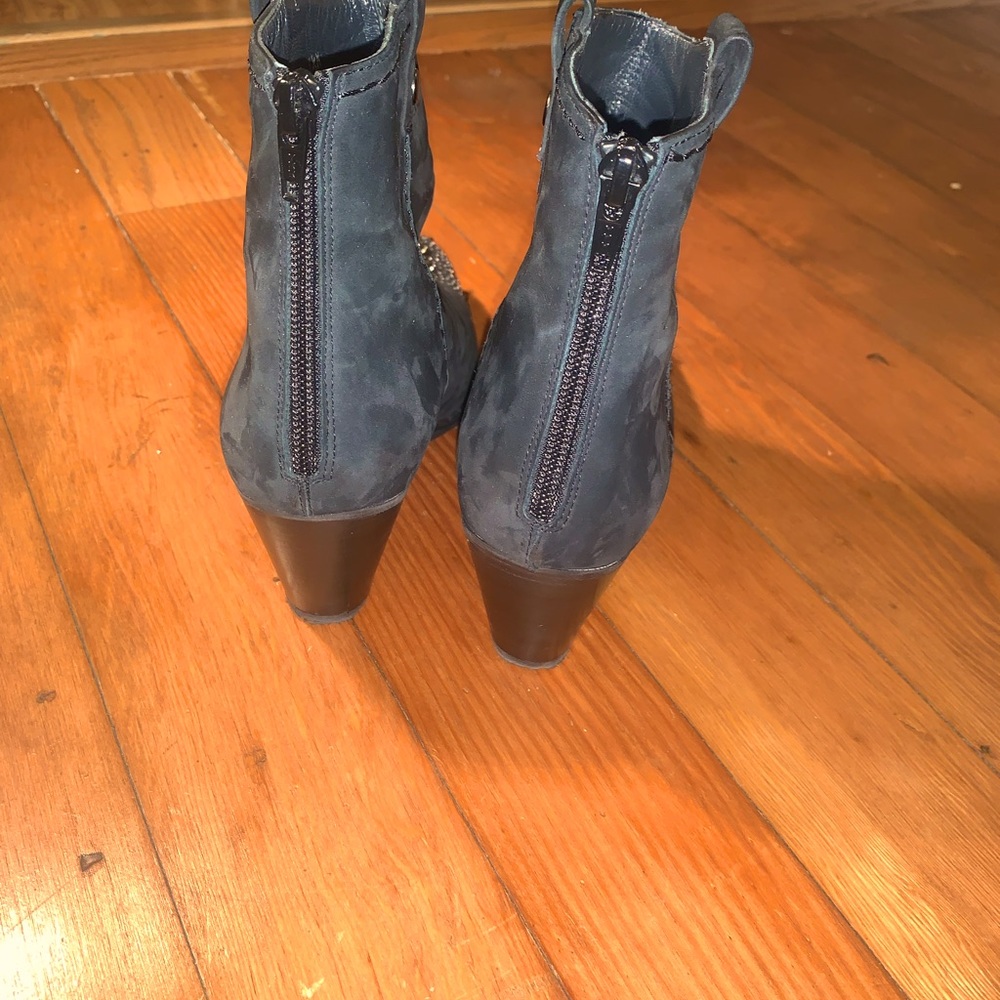 STUART WEITZMAN Authentic studded black suede ankle boots - Picture 5 of 6